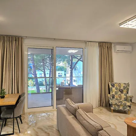 Blue Horizon - 285 دراس