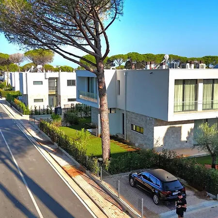 Blue Horizon - 285 * Durrës